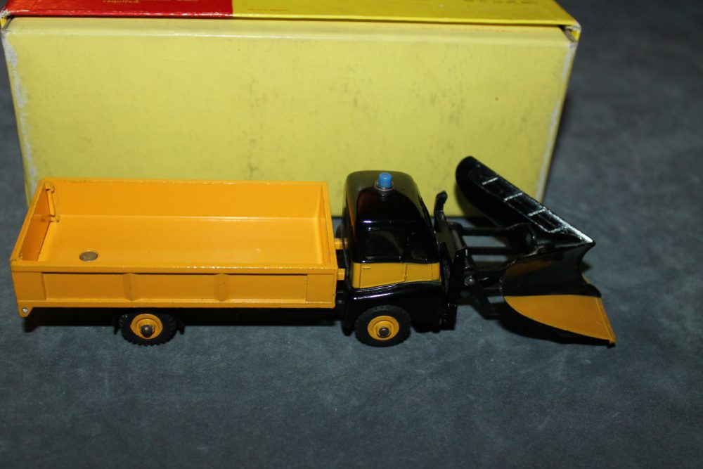 guy snow plough dinky toys 958 side