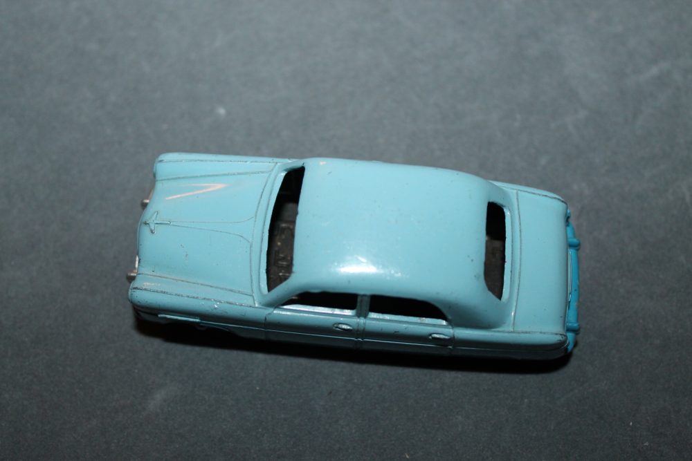 ford zephyr blue dinky toys 162 top