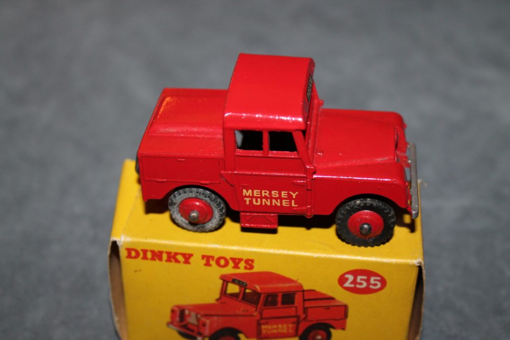 mersey tunnel police van dinky toys 255 side
