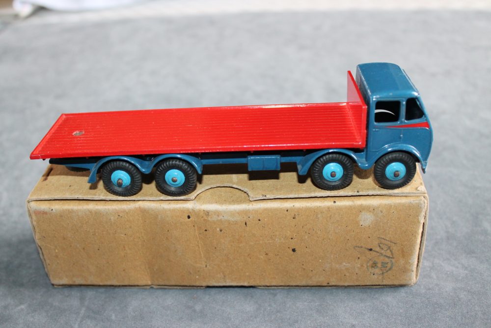 foden 1st cab flatbed dinky toys 502 side