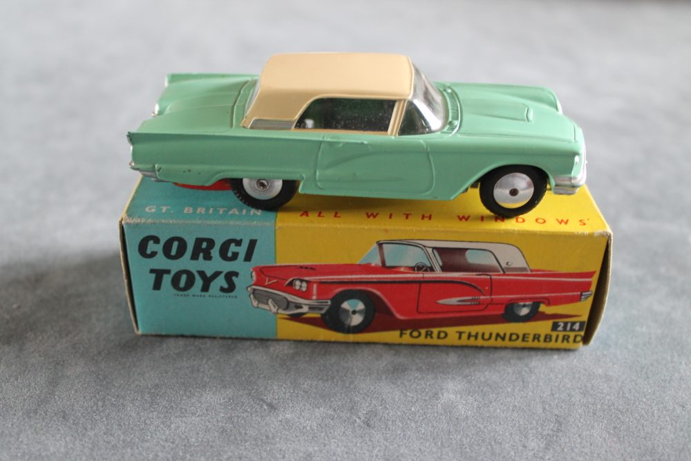 ford thunderbird hardtop corgi toys 214 side
