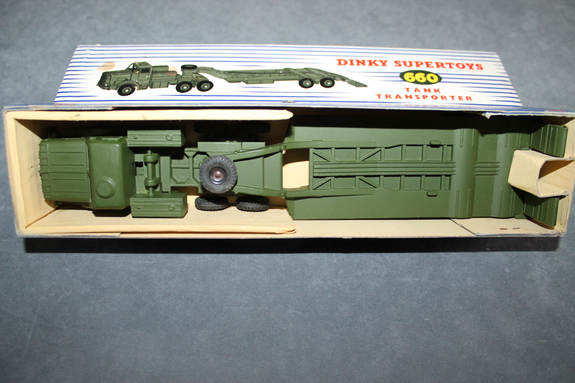 Dinky Toys 660 4 Tank Transporter - Diecast