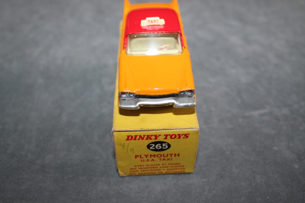 plymouth usa taxi dinky toys 265 front