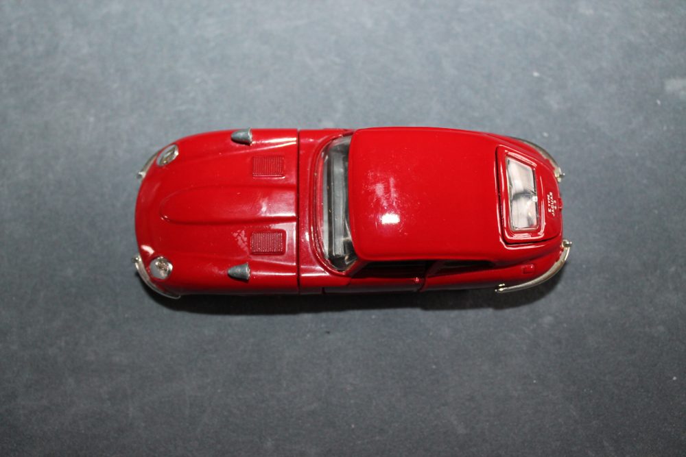 e type jaguar red corgi toys 335 top