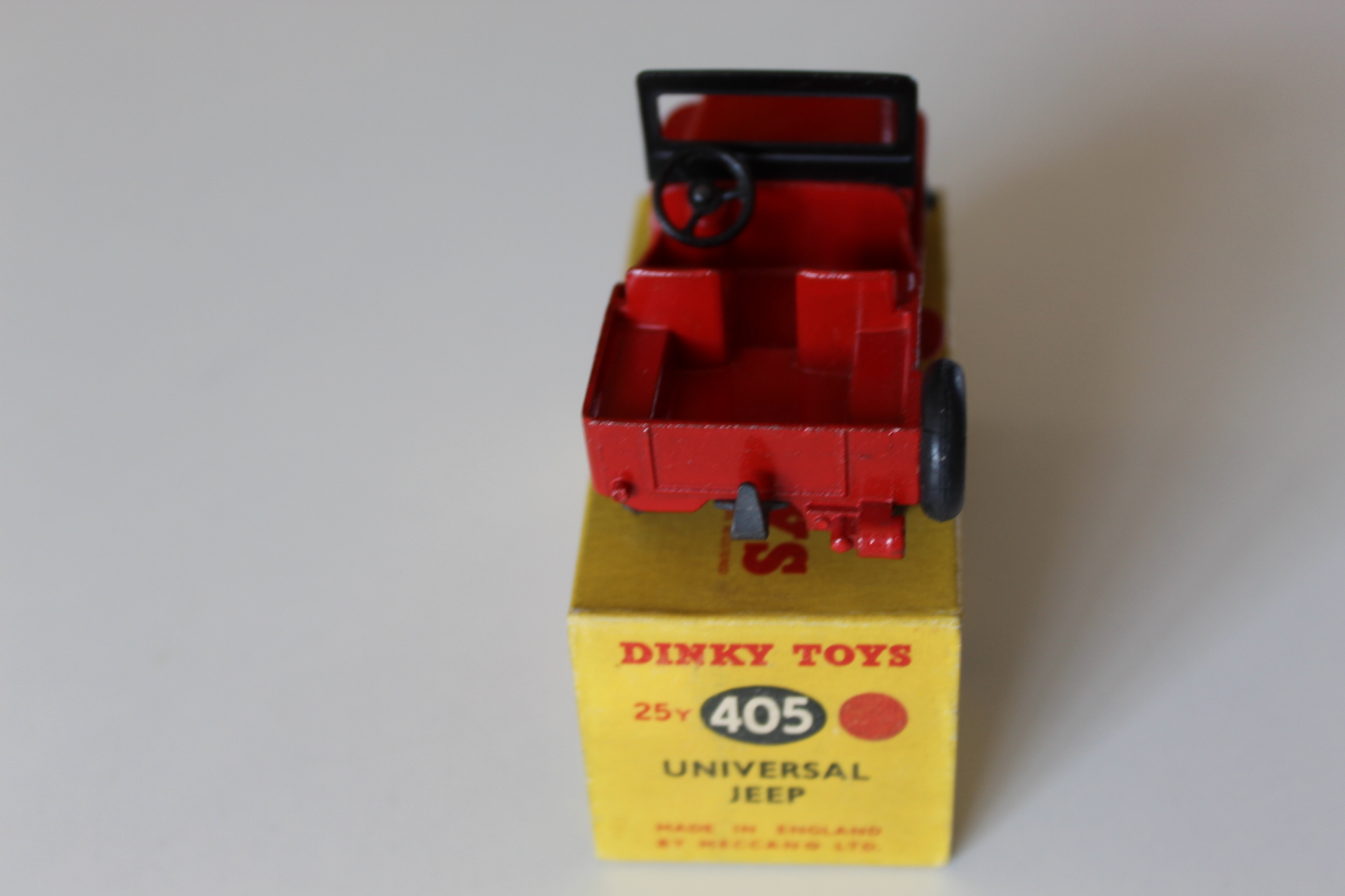 universal jeep dinky toys 405 back