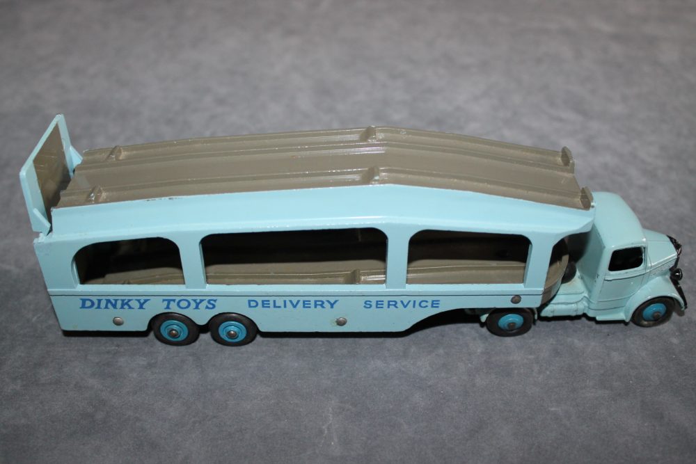 pullmore cat transporter scarce version dinky toys 582 right side