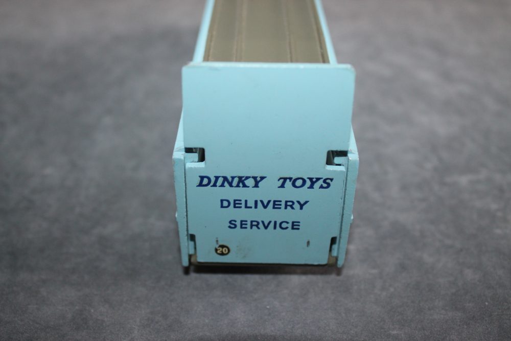 pullmore cat transporter scarce version dinky toys 582 back