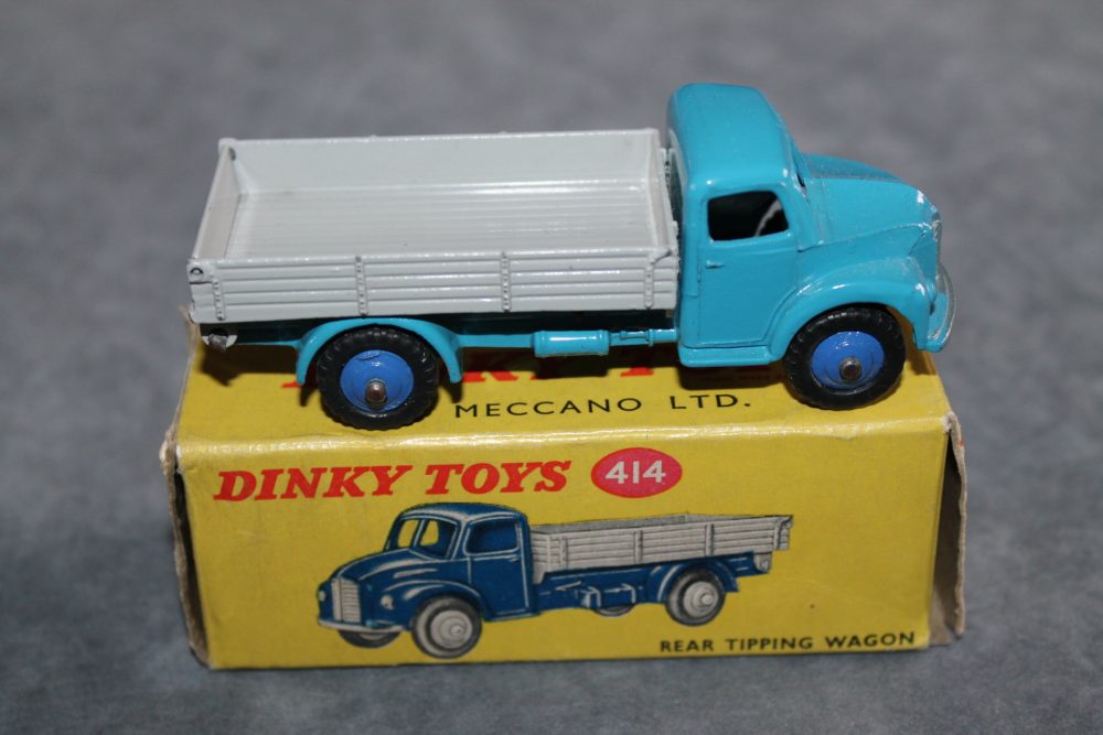 dodge tipper rare version dinky toys 414 side
