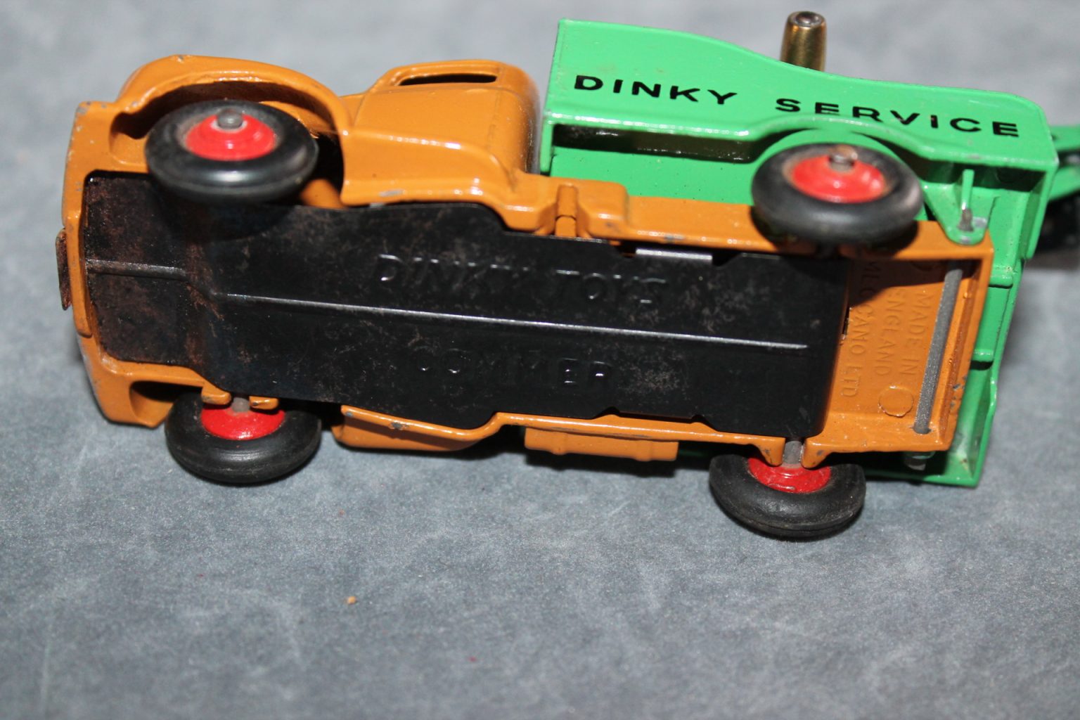 DINKY TOYS (F & GB) 10 incomplete military vehicles: - Lot 75