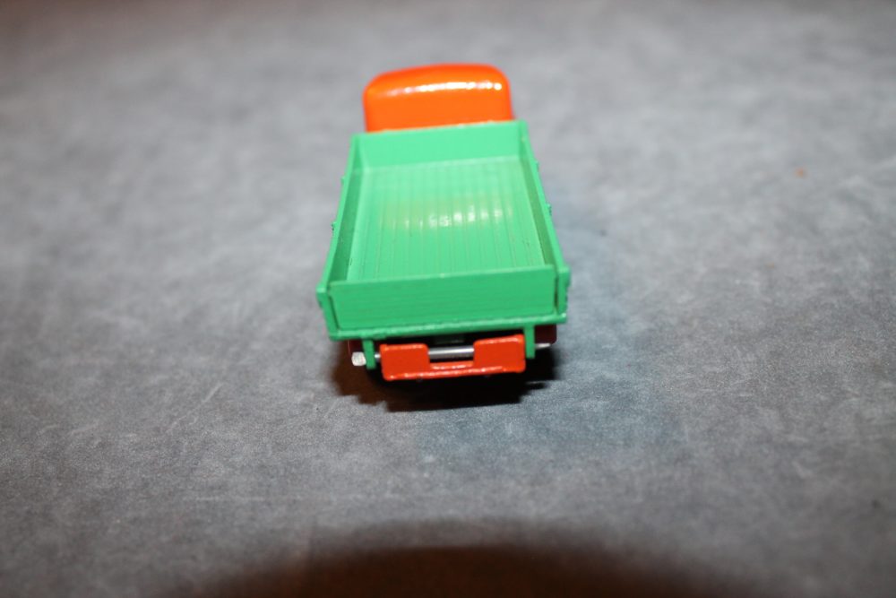 dodge tipper lorry dinky toys 414 back