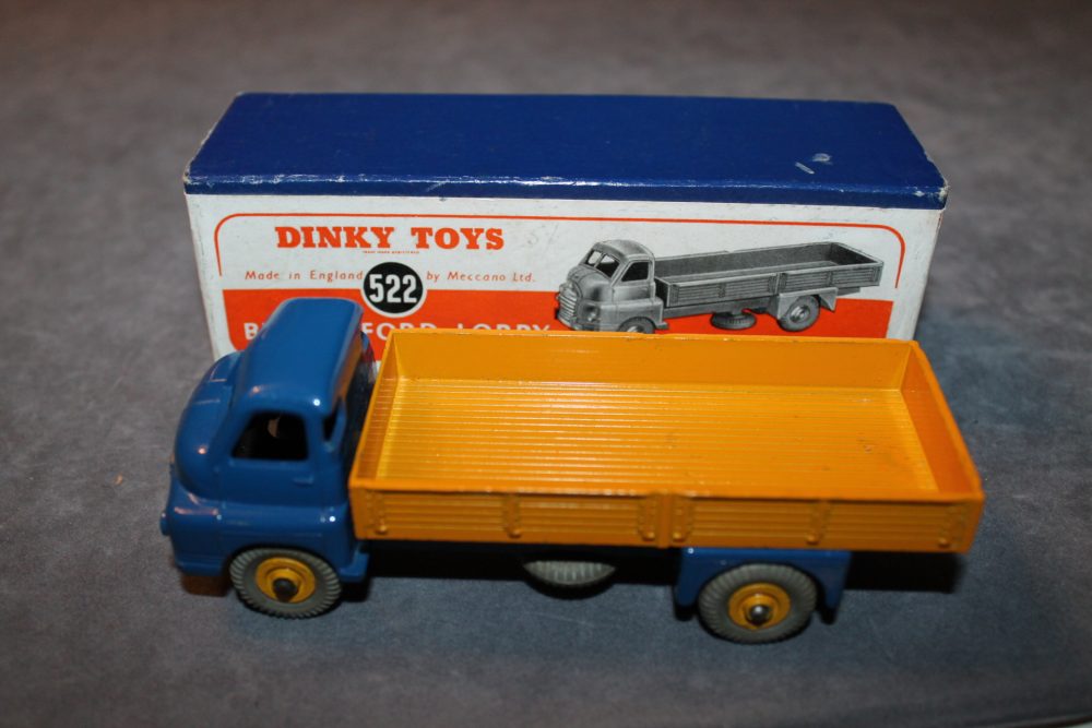 big bedford lorry dinky toys 522