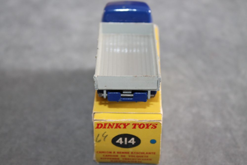 dodge tipper violet blue dinky toys 414 back