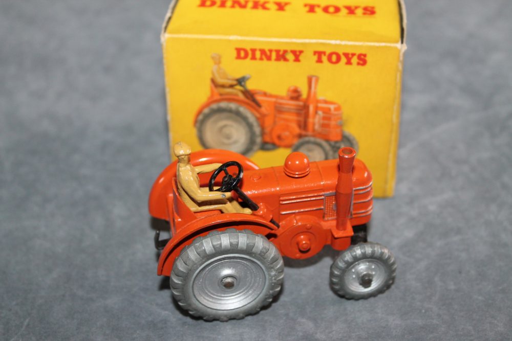 field marshall tractor silver wheels dinky toys 27n-301 side