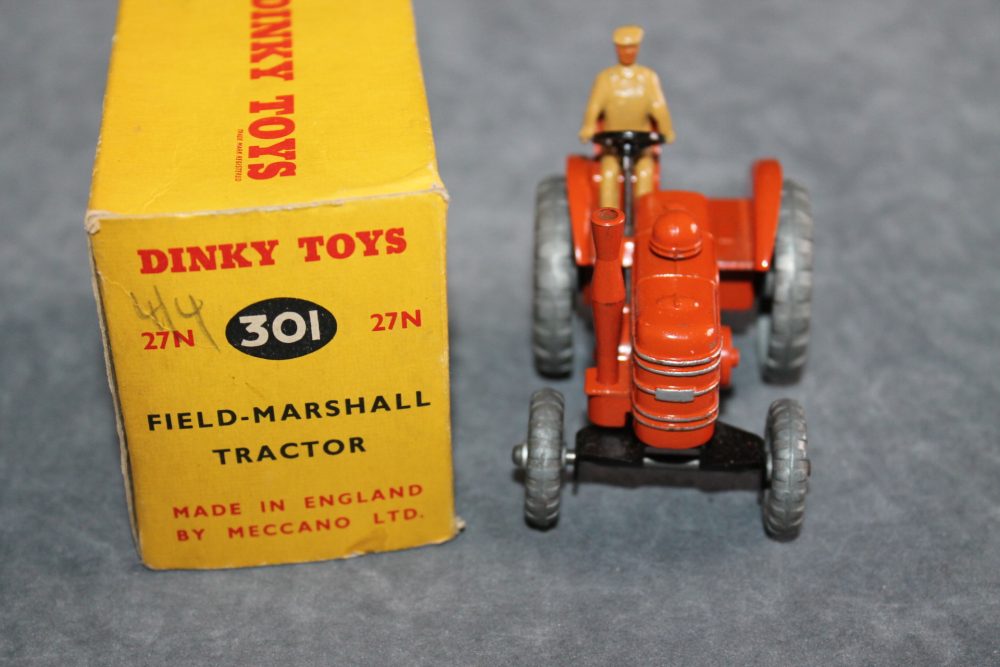field marshall tractor silver wheels dinky toys 27n-301 front