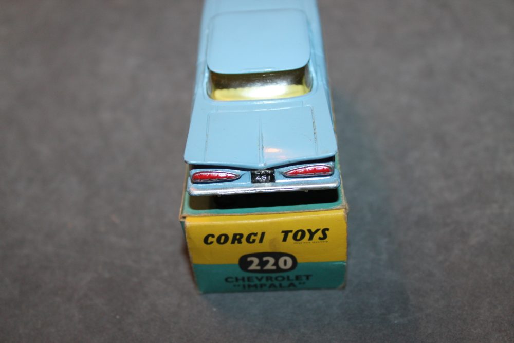 chevrolet impala corgi toys 220 back