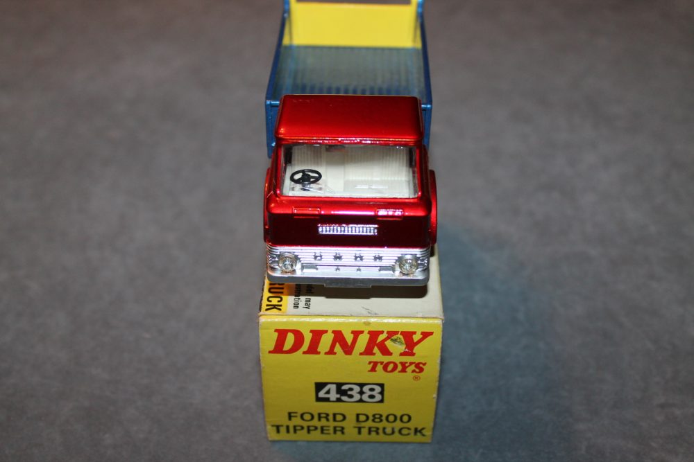 ford d800 tipper truck dinky toys 438 front
