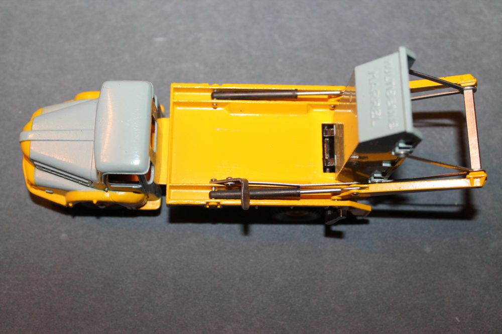 unic marrel multi skip truck french dinky toys 038a top2