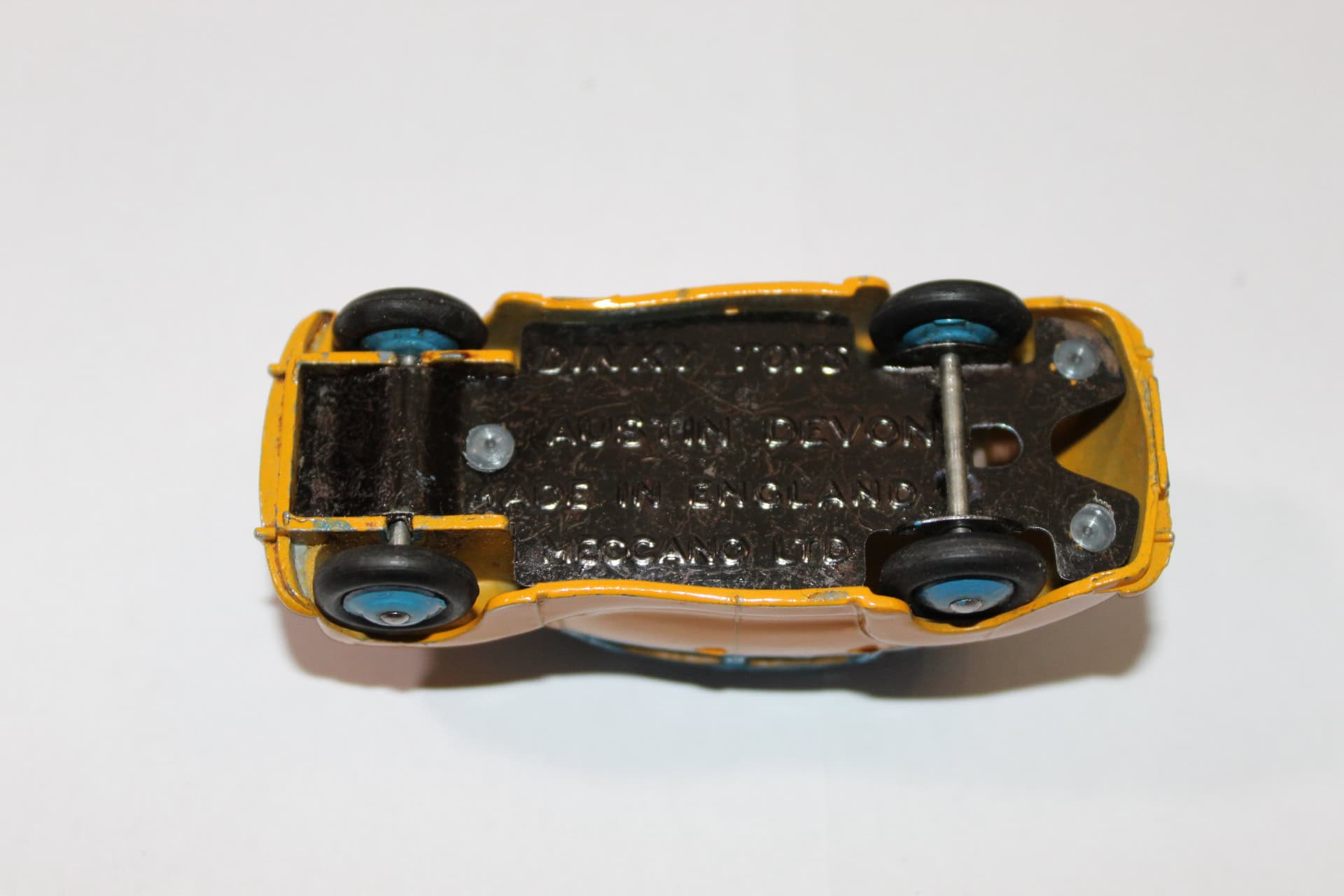 Dinky Toys 152 Austin Devon diecast model car, vintage toy collectible, top view.