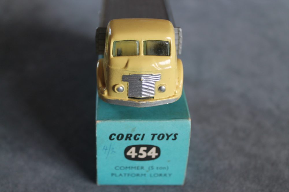 commer 5 ton platform lorry corgi toys 454 front