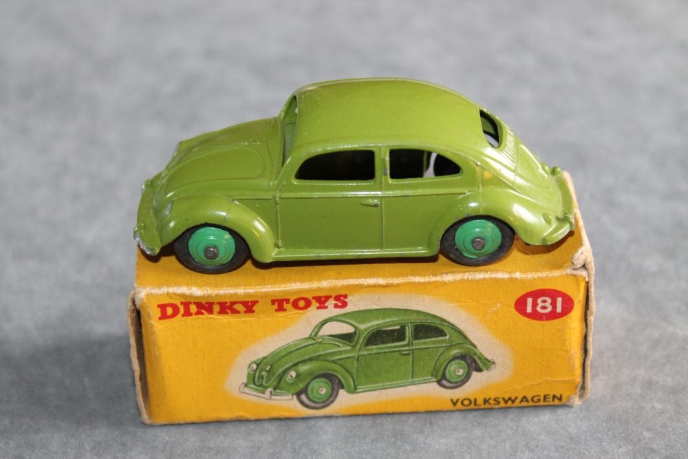 volkswagen beetle dinky toys 181