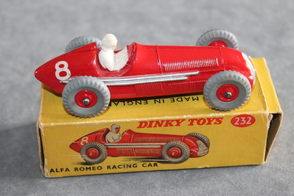 alfa romeo racing car dinky toys 232 side