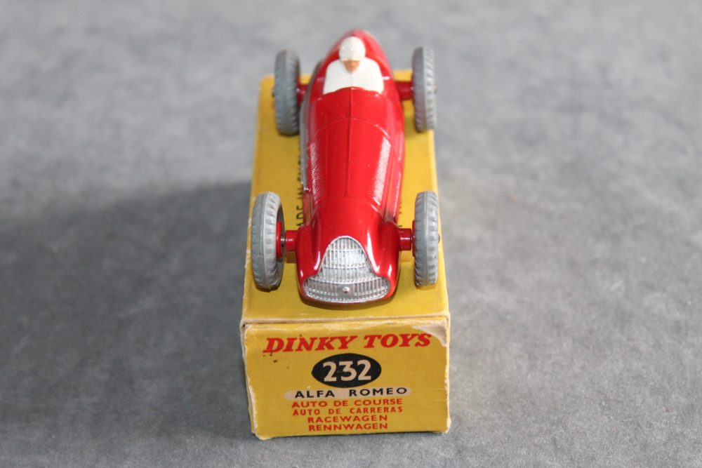 alfa romeo racing car dinky toys 232 front