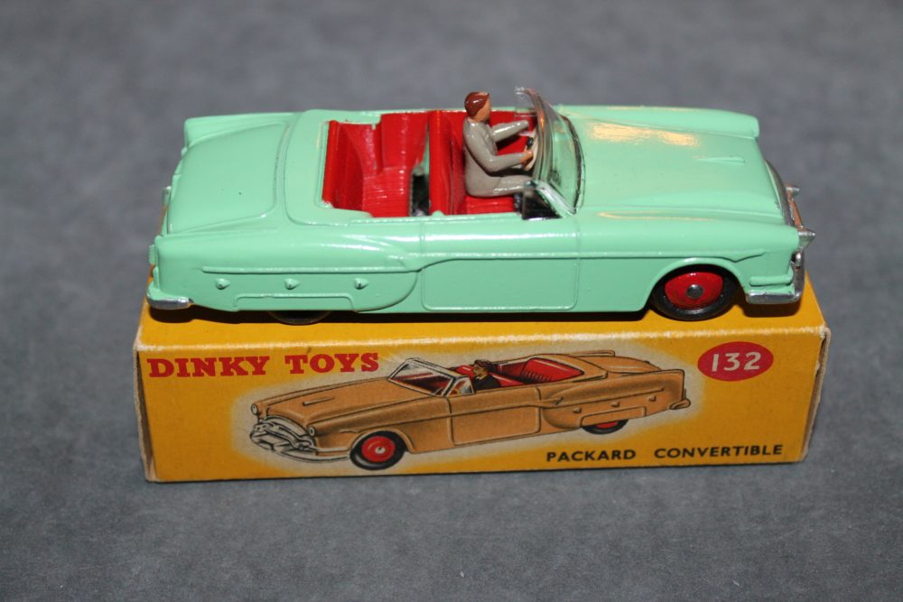 packard convertible dinky toys 132 side