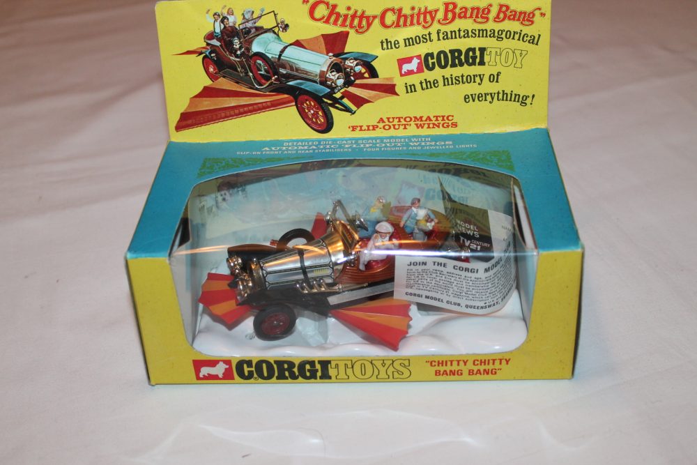 chitty chitty bang bang daily express prize corgi toys 266