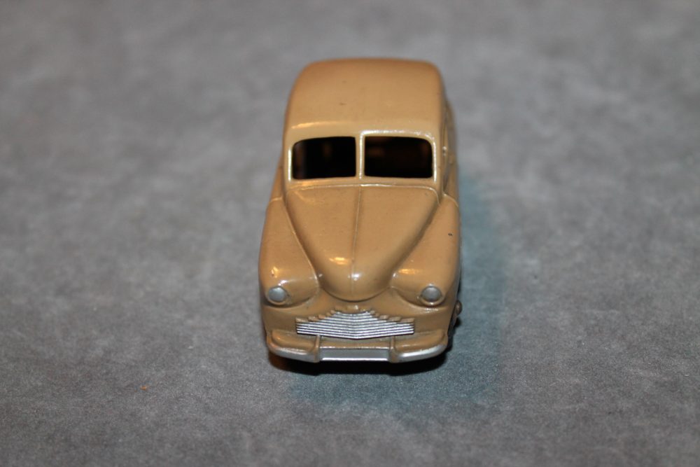 standard vanguard dinky toys 40e front