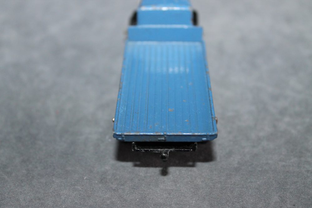 flat truck type 3 saxe blue dinky toys 25c back