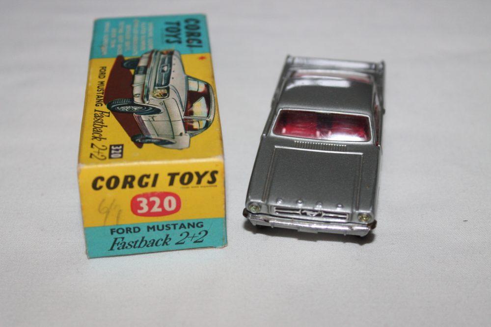 ford mustang silver corgi toys 320 front
