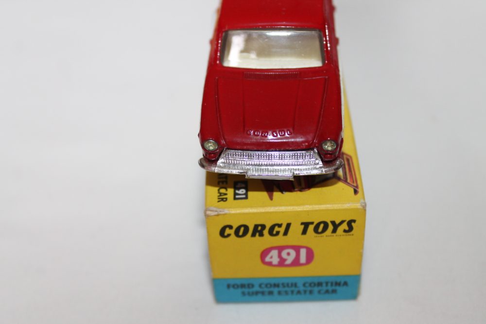 ford cortina red corgi toys 491 front