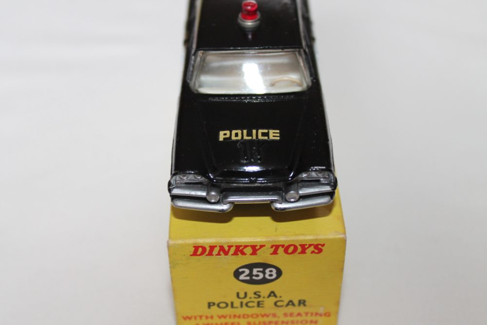 dodge royal sedan usa police car dinky toys 258 front