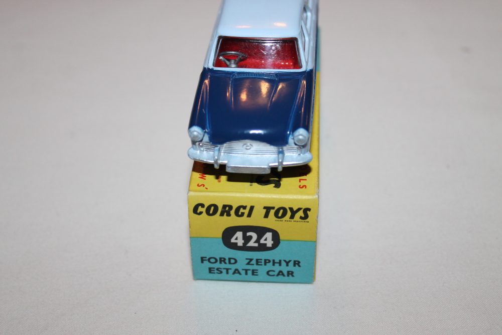 ford zephyr estate corgi toys 424 front