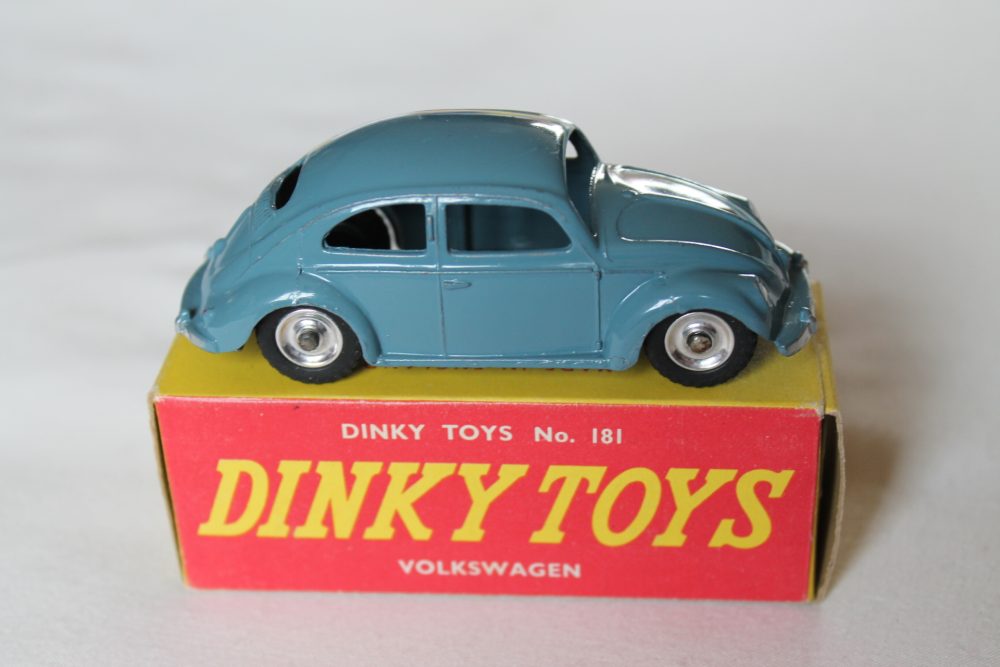 volkswagen beetle dinky toys 181 side