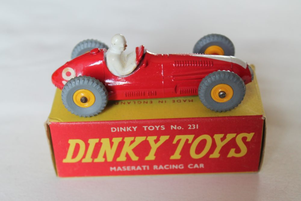 maserati racing car plastic hubs dinky toys 231 side