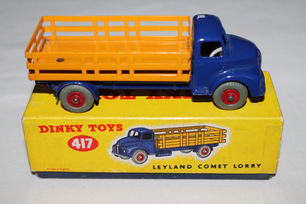 leyland comet lorry dinky toys 417 side