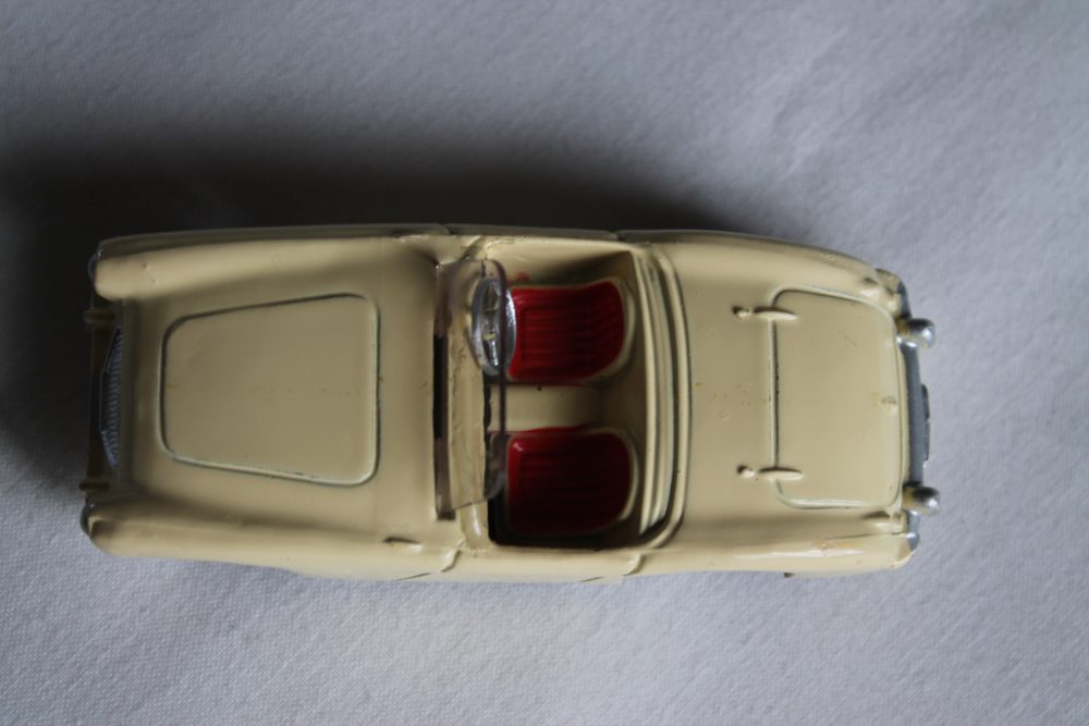austin healey sports car corgi toys 300 top