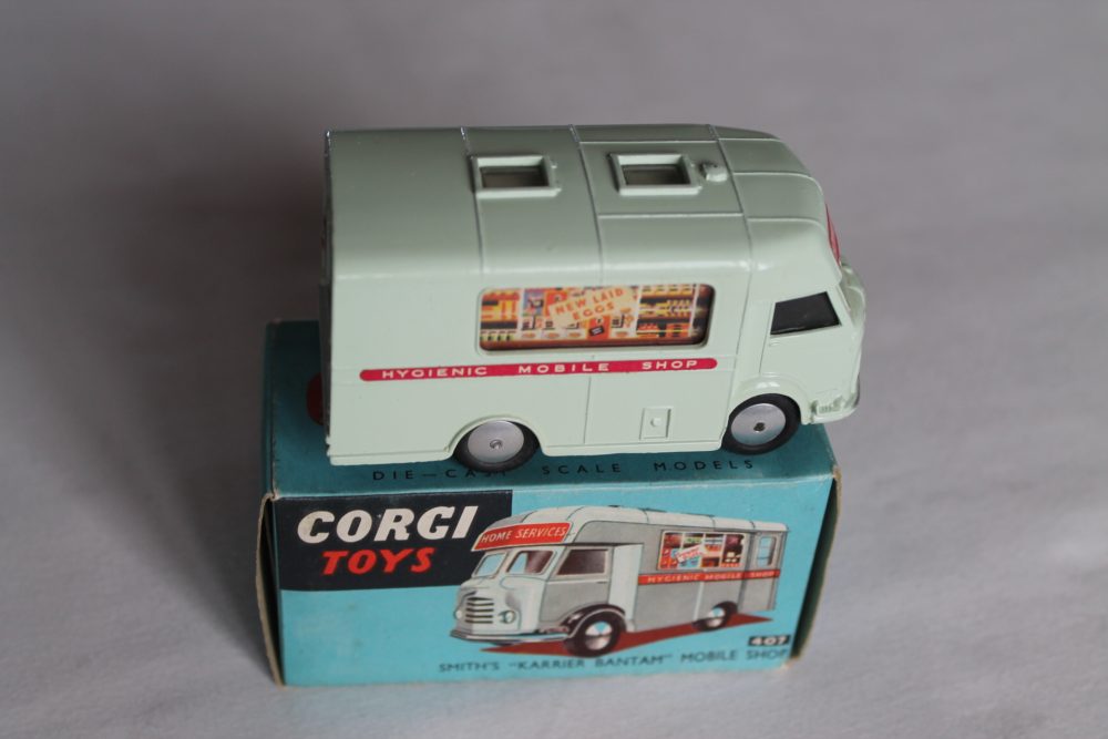 smiths karrier bantam mobile shop corgi toys 407 side