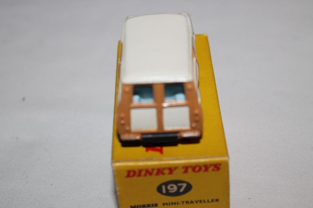 morris mini traveller rare version dinky toys 197 back
