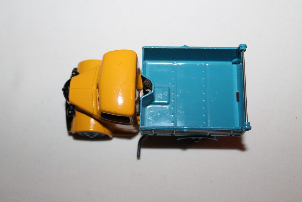 bedford end tipper rare blue hubs dinky toys 410 top
