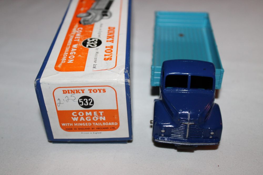 leyland comet wagon dinky toys 532 front