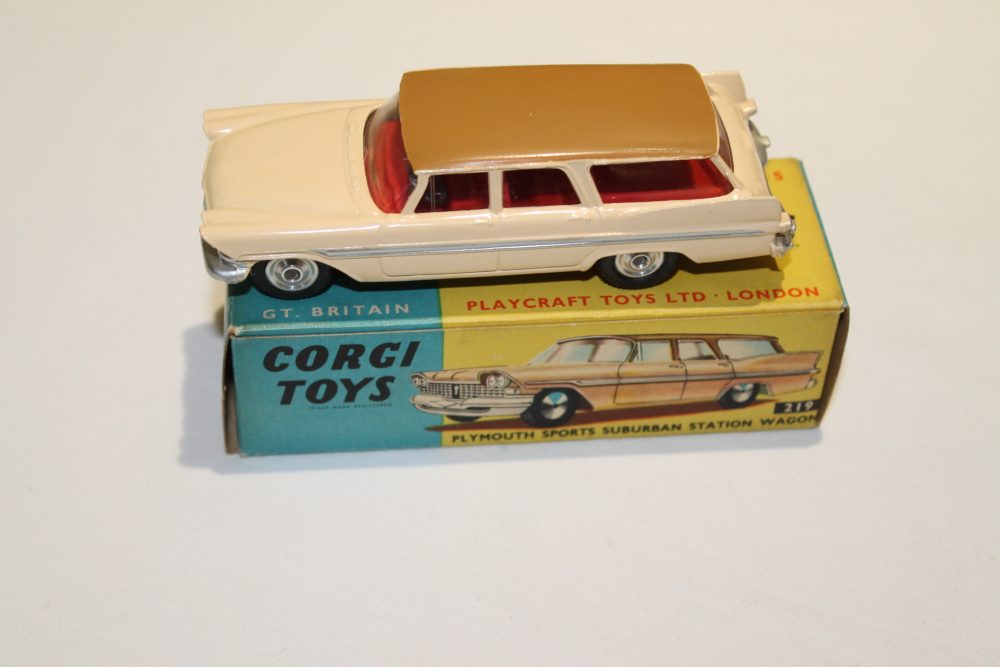 plymouth suburban estate corgi toys 219