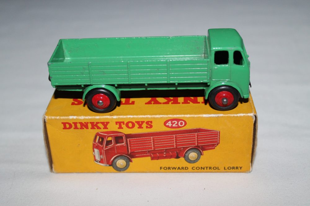forward control lorry dinky toys 420 side