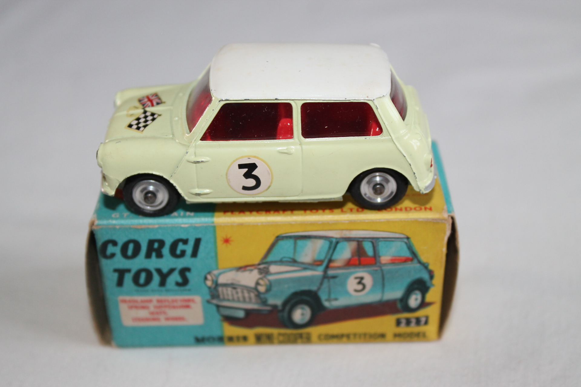 Corgi Toys 227 Morris Mini Cooper Competition - Diecast