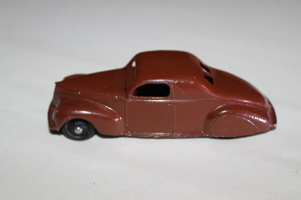 lincoln brown dinky toys 39c