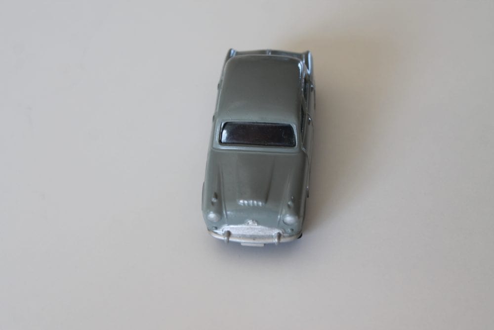 austin cambridge grey corgi toys 201m front