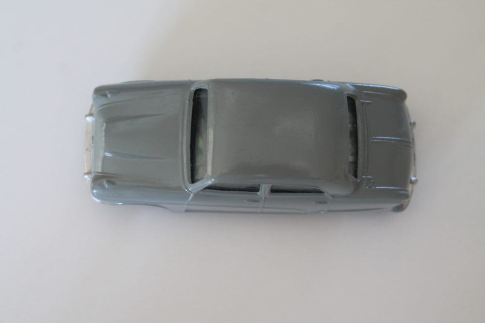 austin cambridge grey corgi toys 201m top