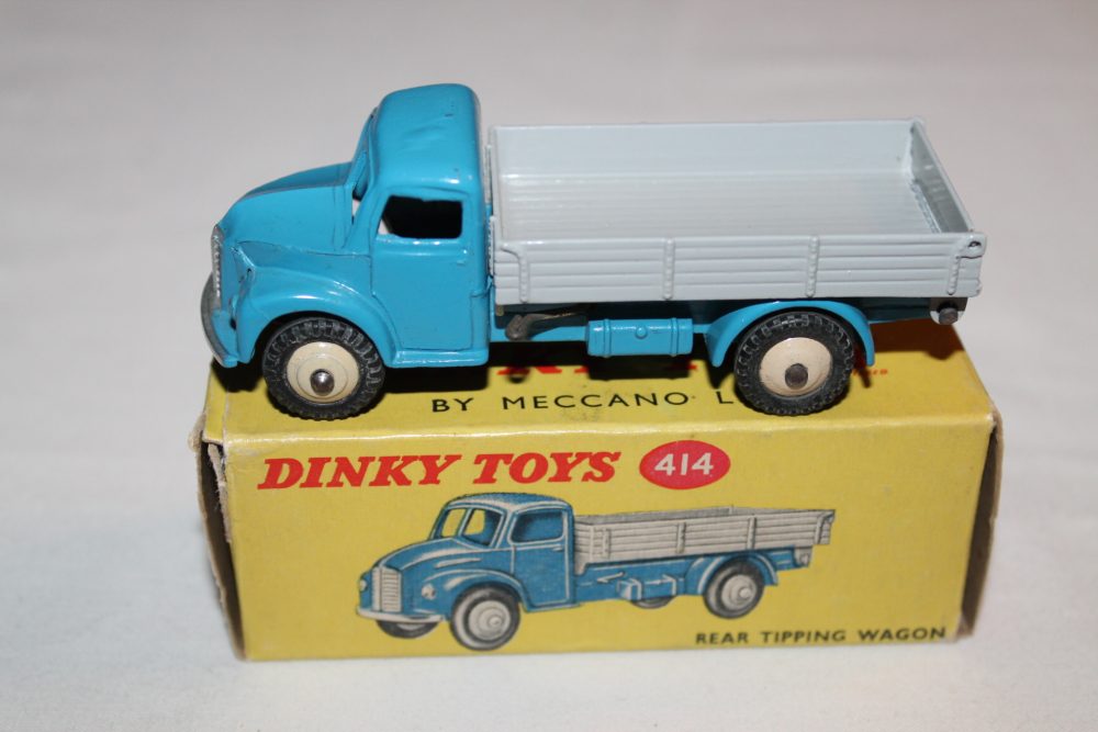 Dinky Toys 414 Dodge Rear Tipping Wagon Diecast