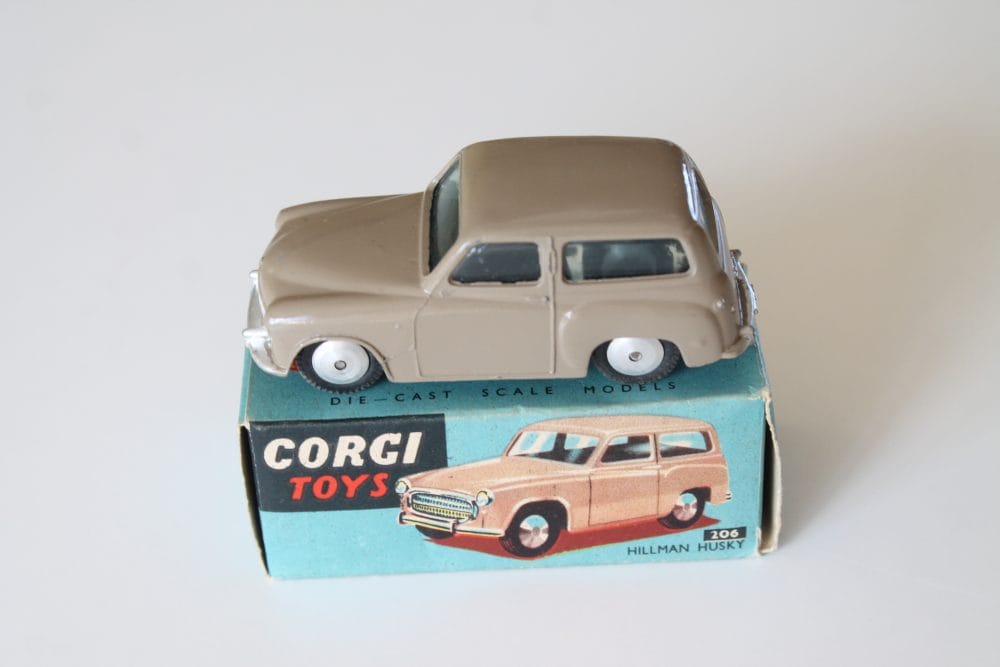 hillman husky brown corgi toys 206